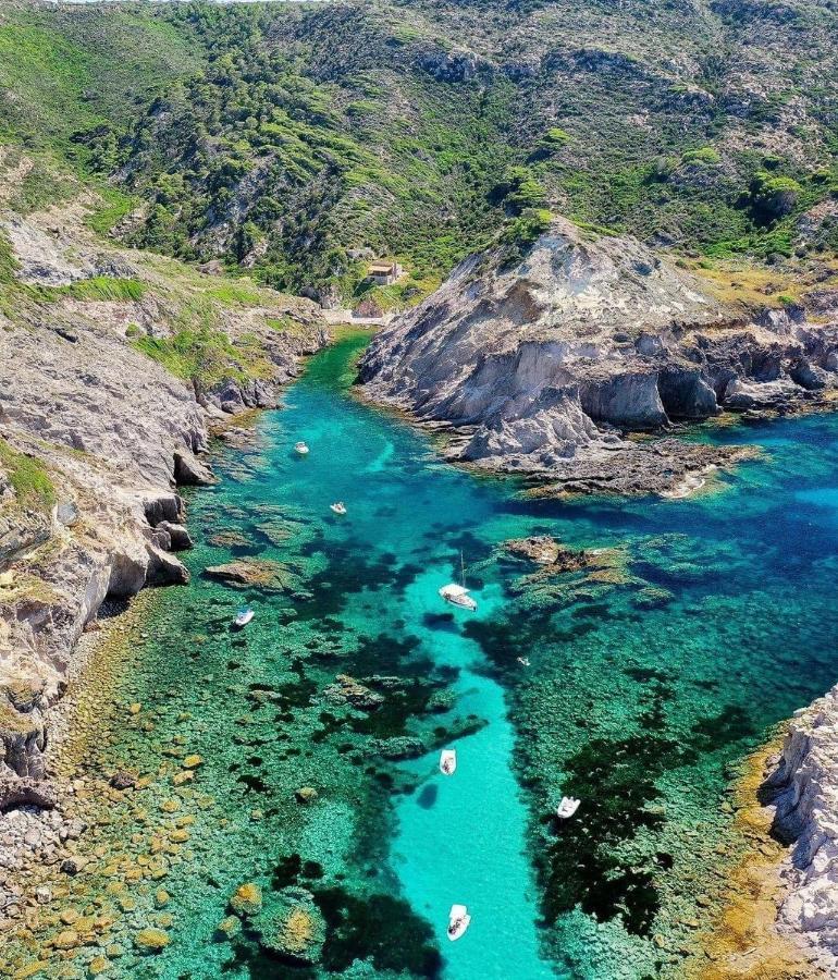 Domus Deiana Case Vacanza San Giovanni Suèrgiu Buitenkant foto